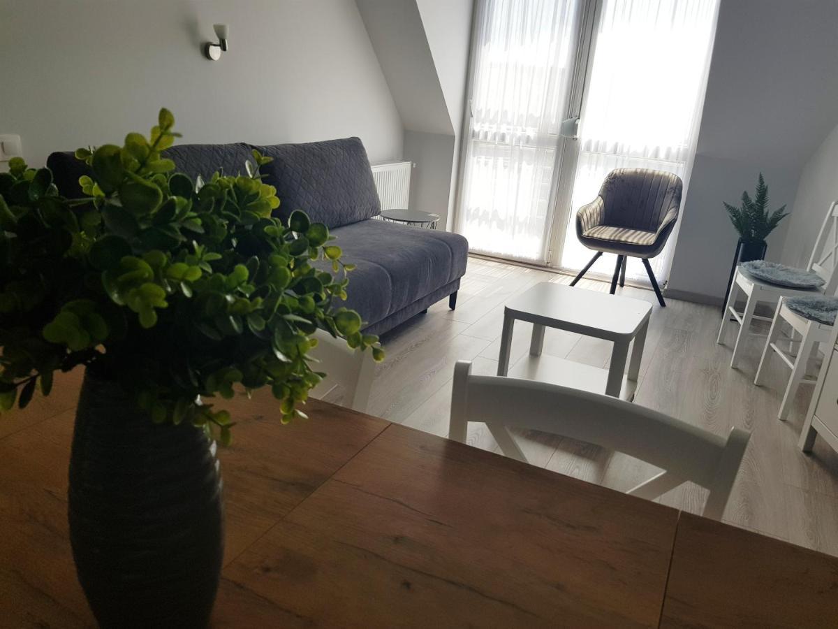 Zoli Apartmanok-Adri Koelcsey 32 Hajduszoboszlo Exterior photo